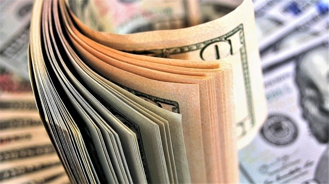 Senator Wyden sets forth principles for drug price reform