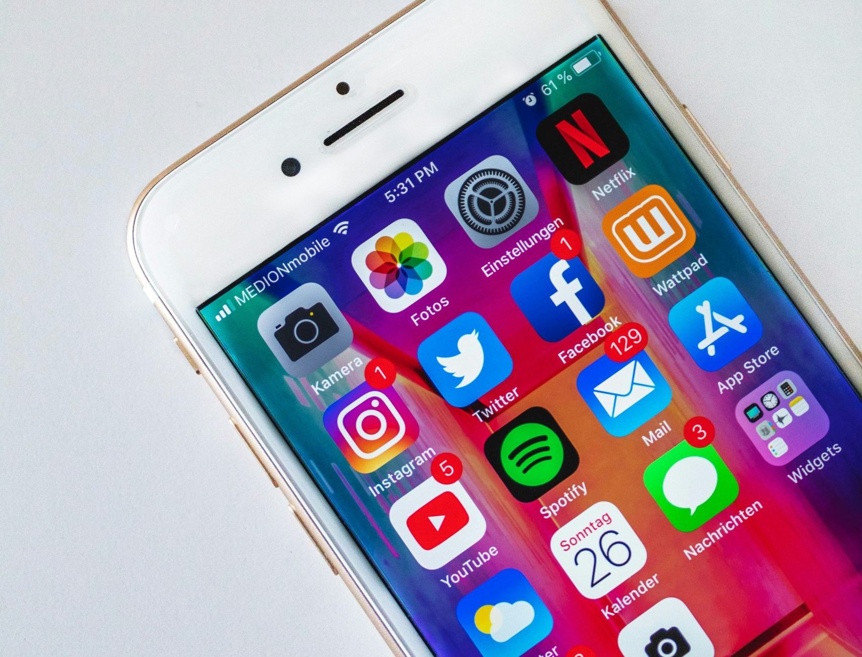 Don’t trust social media for wellness advice